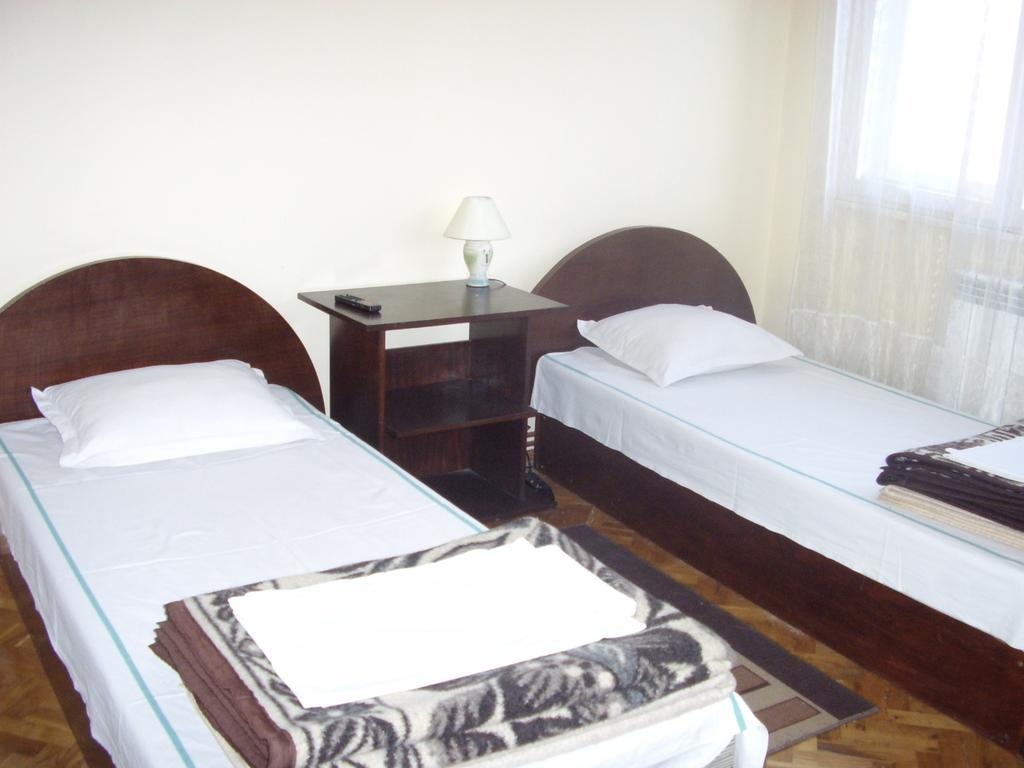 Family Hotel "May" Петріч Номер фото